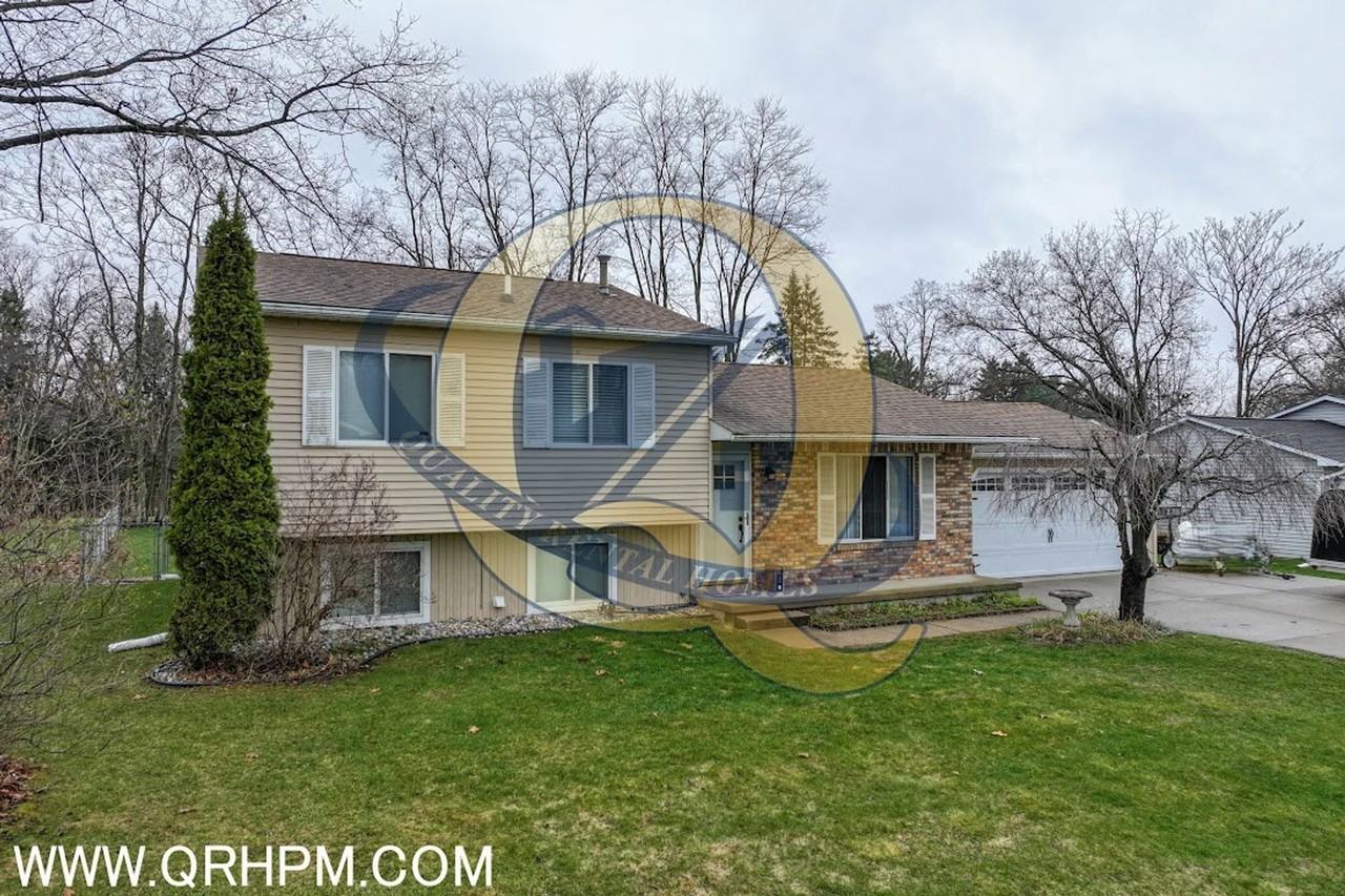 921 Byram Lake Dr - Photo 5 of 10