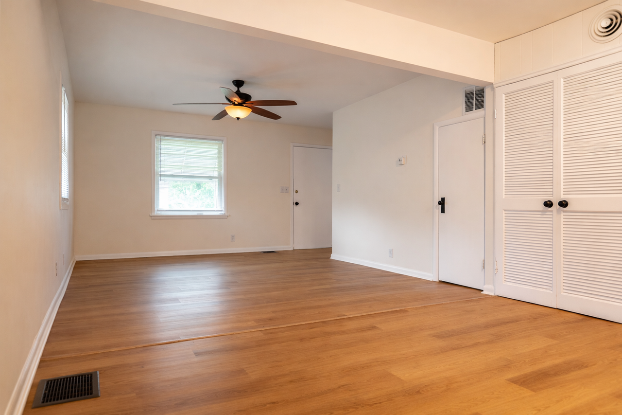 4011 Crawford Ave - Photo 2 of 20