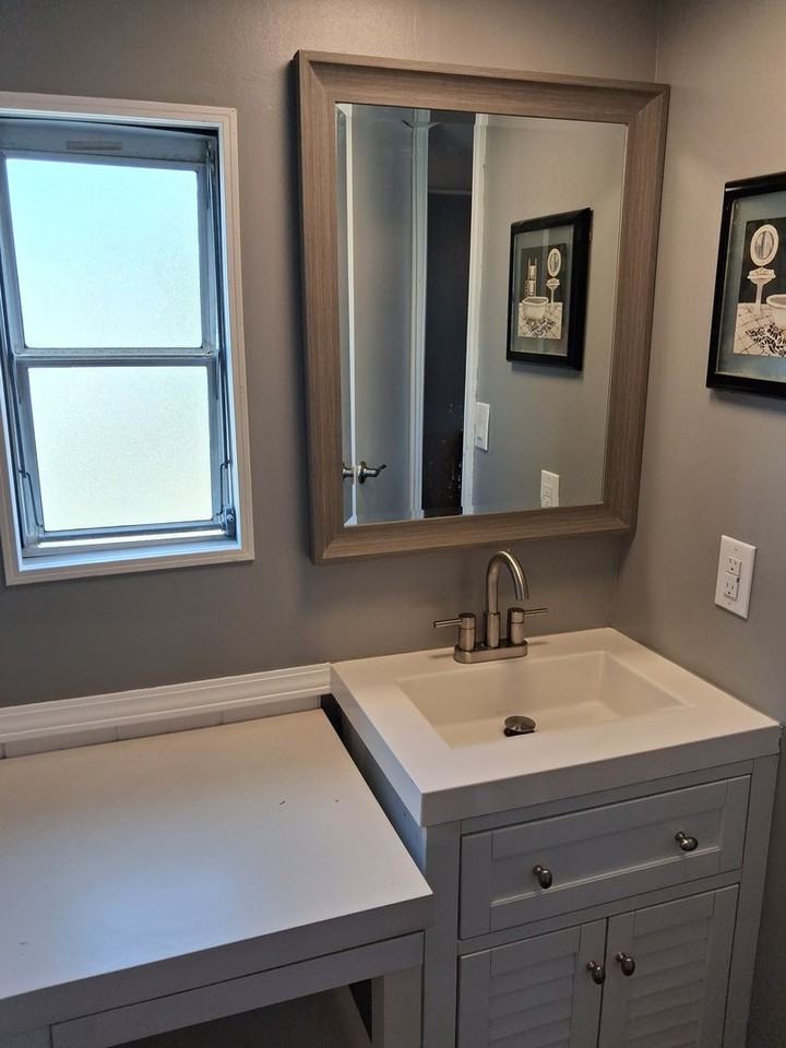 8071 Dinsmore St - Photo 7 of 14