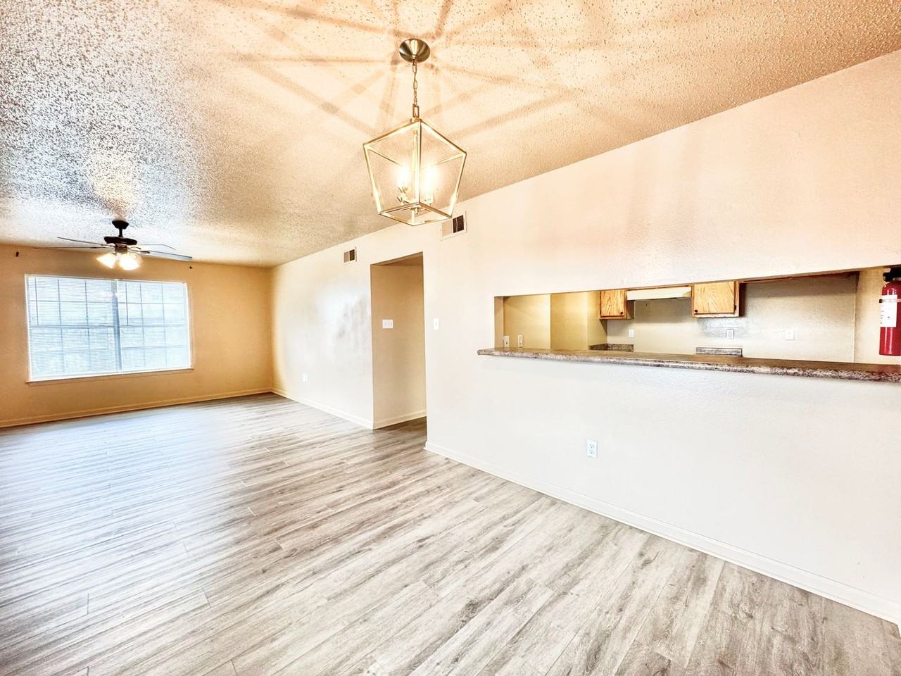 1411 Cottondale Dr #A - Photo 4 of 14