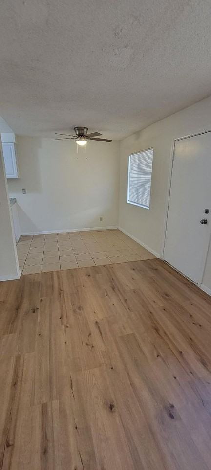 13701 Yukon Ave - Photo 2 of 21