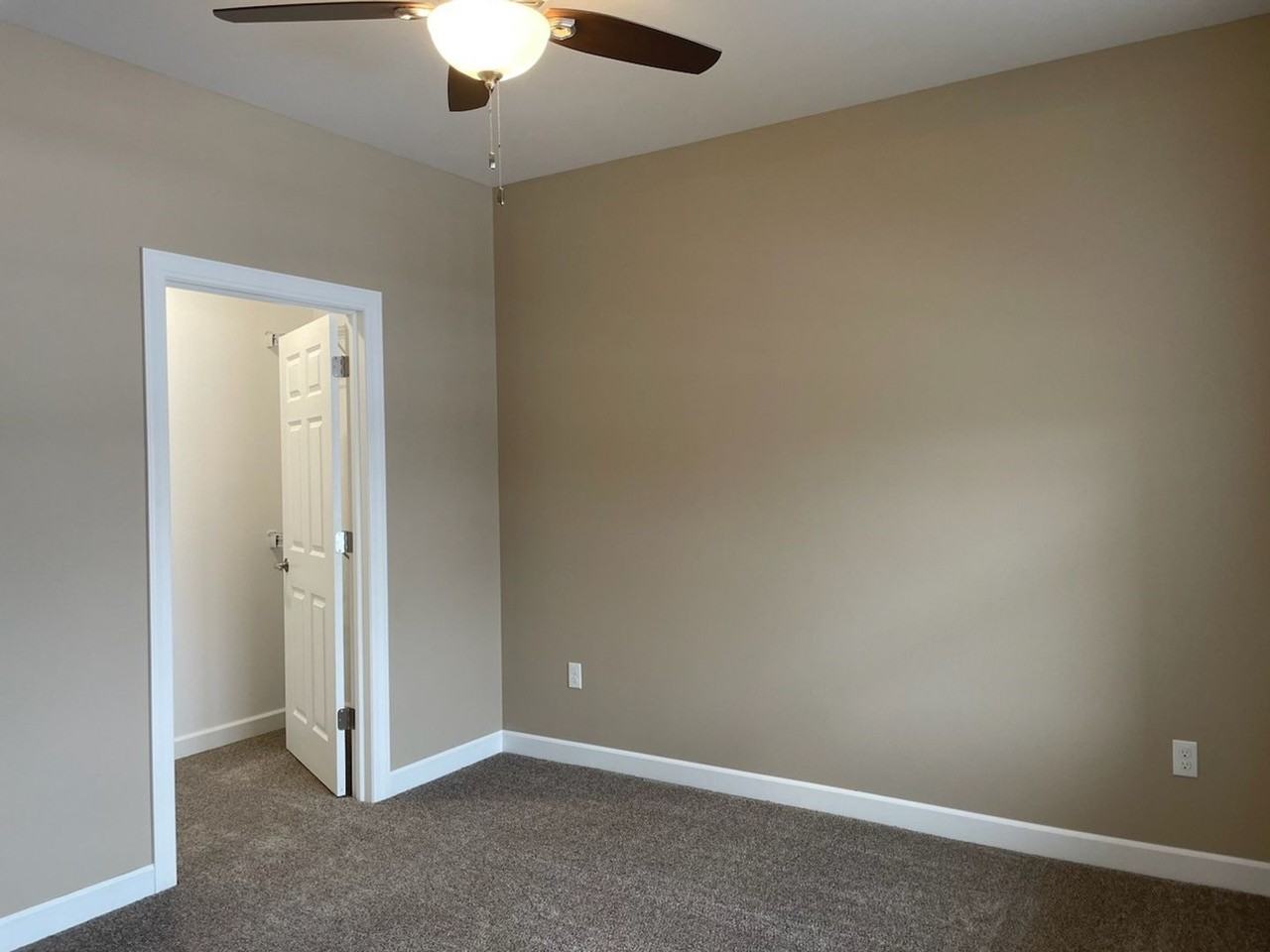 Rapid River Apartments - Photo 3 of 22