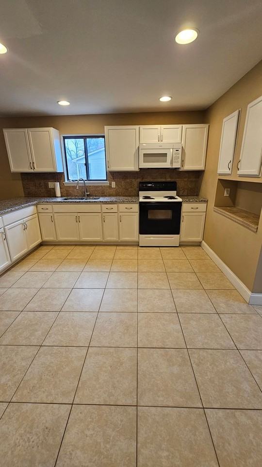 3202 Giddings Blvd - Photo 7 of 26