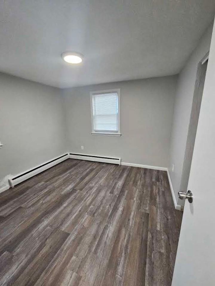 5 River Terrace - Photo 4 of 8