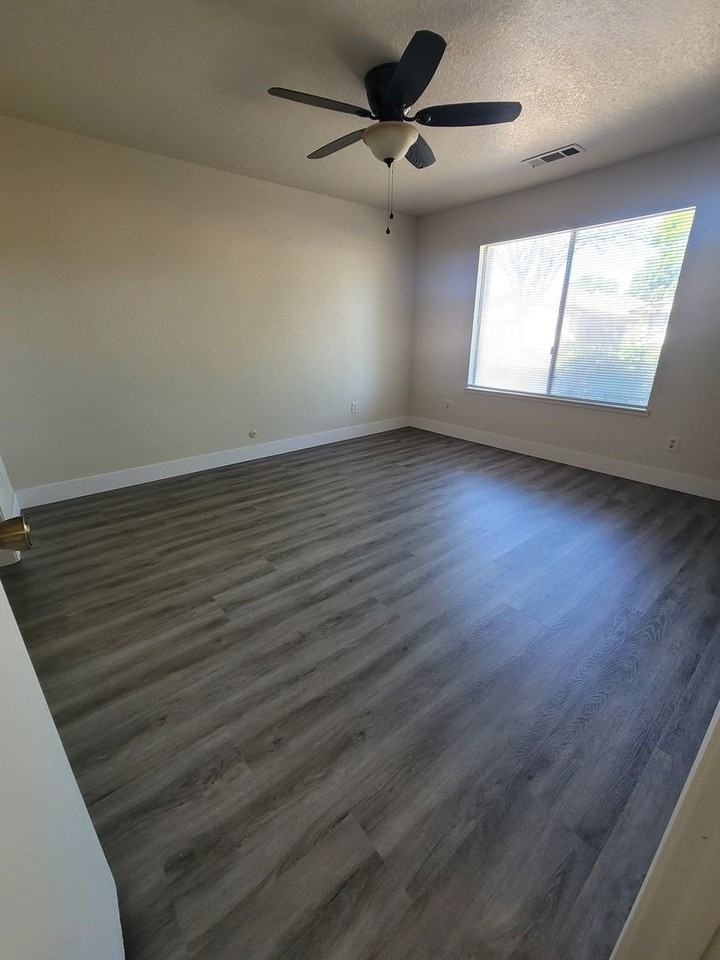 1308 Fernview Dr - Photo 6 of 12