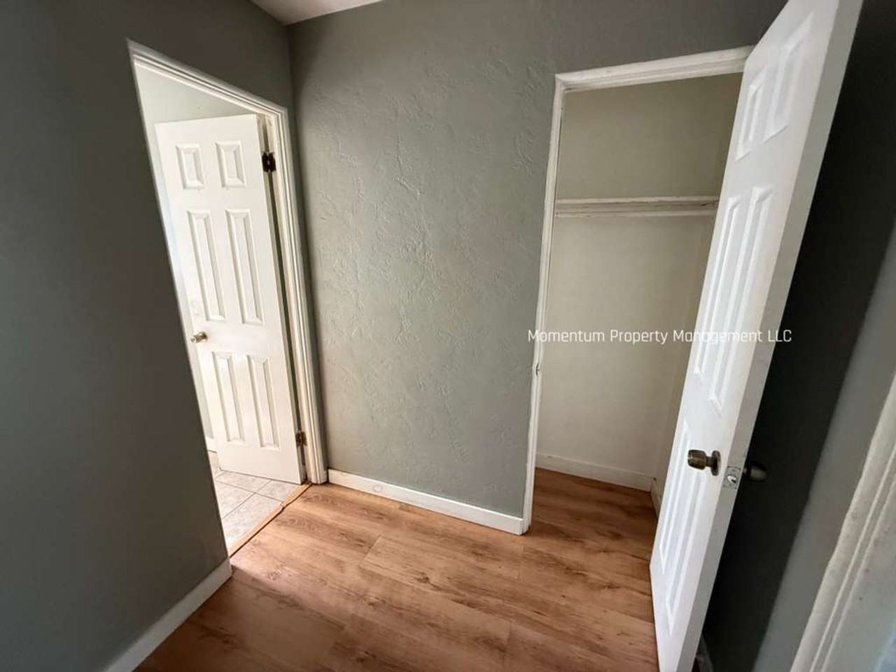 1130 10th St S - Photo 6 of 8