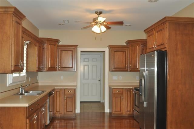 440 Cabernet Dr - Photo 2 of 9