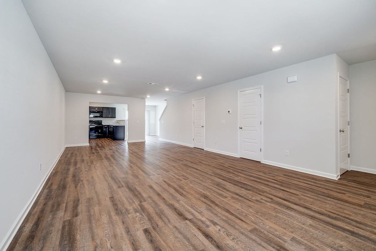 12 Red Robin Ct - Photo 7 of 27