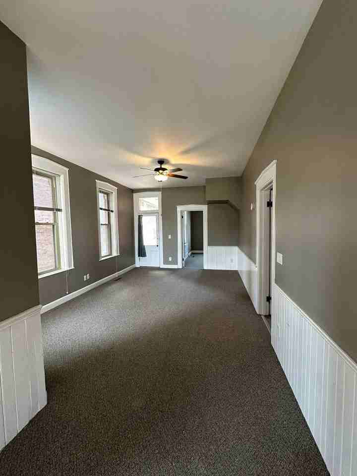 309 S 8th St - Photo 6 of 30