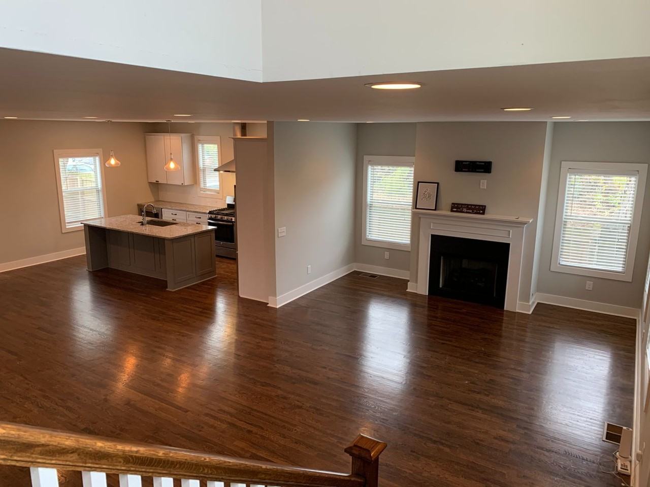 2916B Davis St - Photo 2 of 21