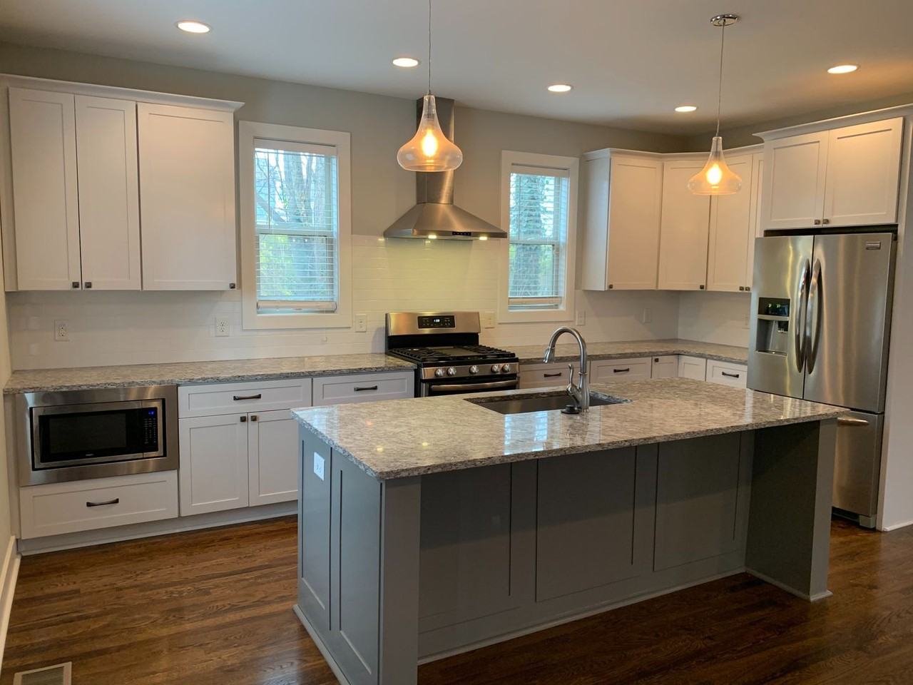 2916B Davis St - Photo 6 of 21