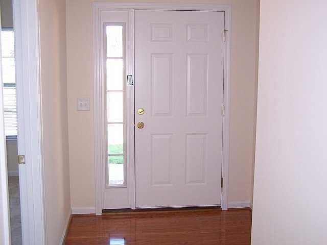 181 Dunbarton Ct - Photo 2 of 6