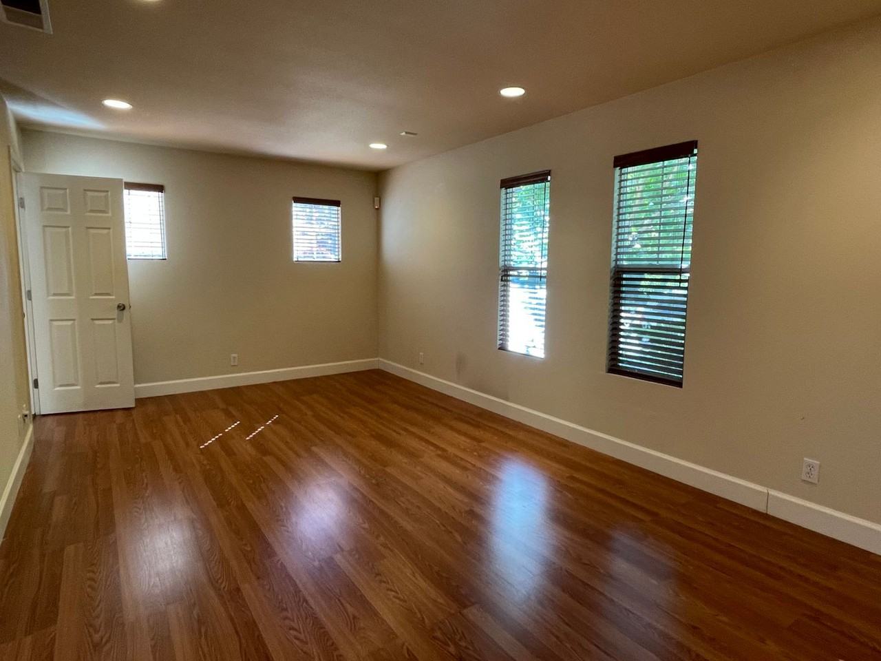 9332 Mediar Dr - Photo 6 of 35