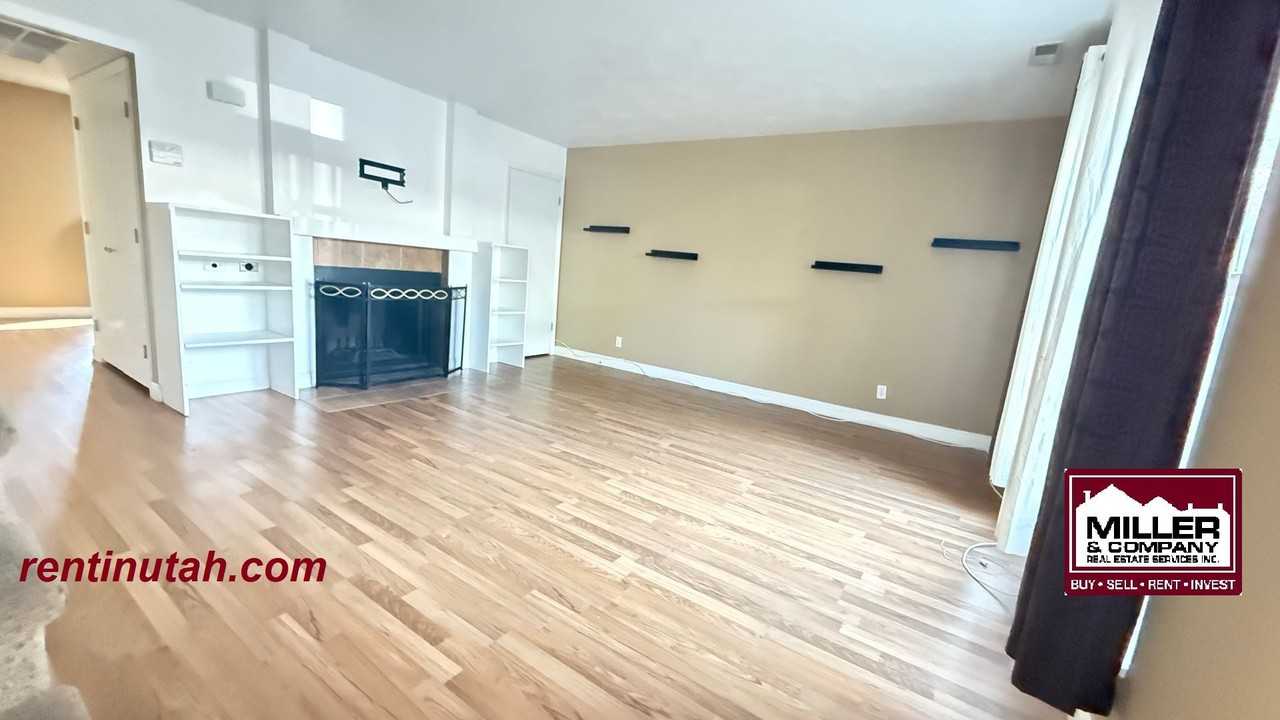 5966 S Sultan Cir - Photo 4 of 12