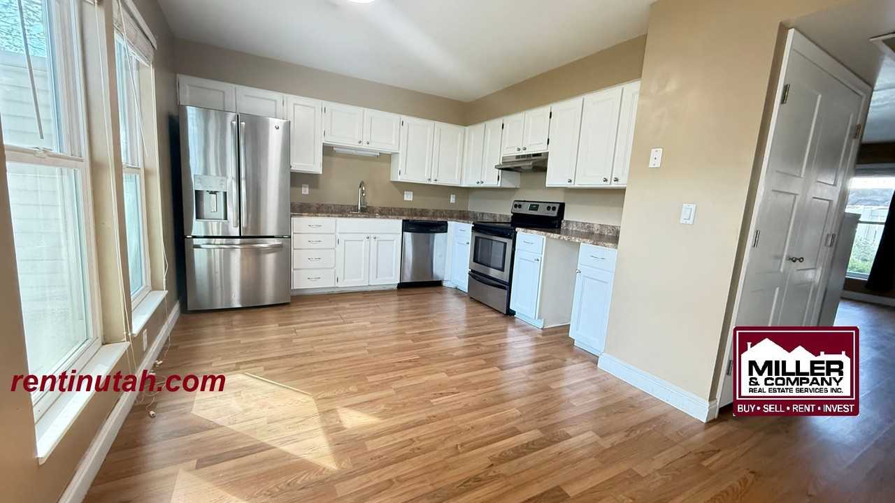 5966 S Sultan Cir - Photo 6 of 12