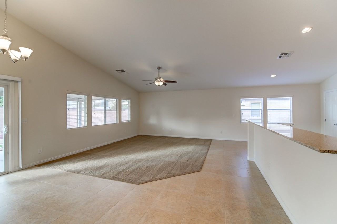 6117 Riverwalk Falls St - Photo 2 of 15