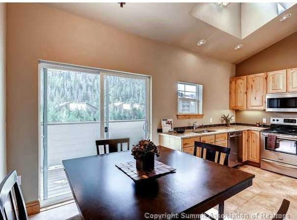 202 202 Colorado Midland Condos - Photo 4 of 14