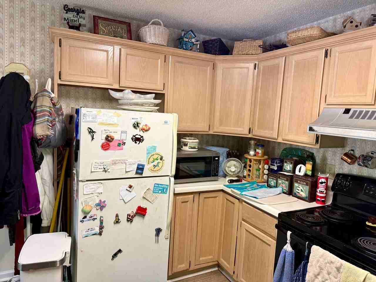 150 Harden Hill Rd - Photo 5 of 16