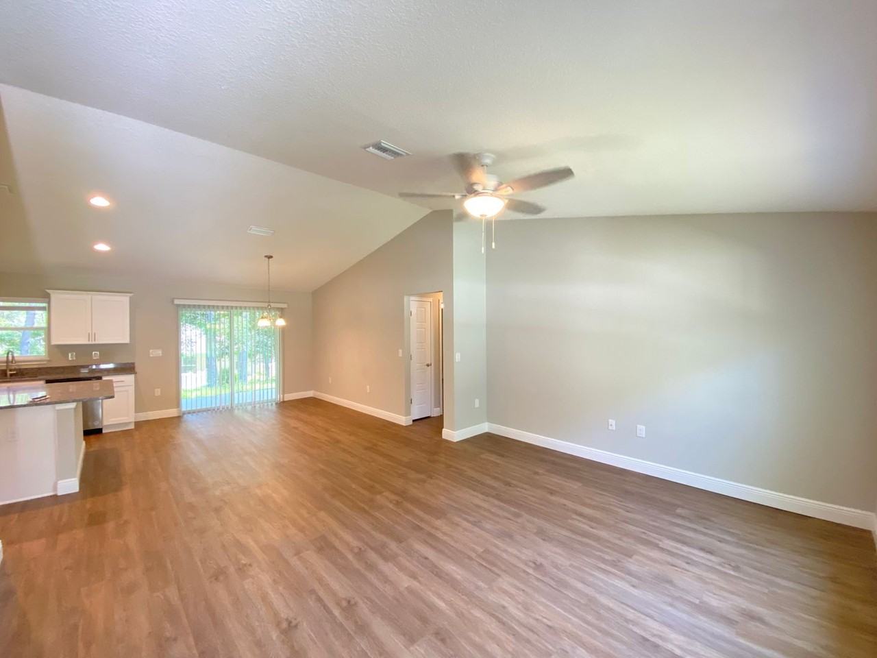 9065 N Akola Way - Photo 4 of 30