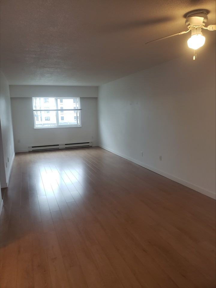 646 Admirals Rd #22 - Photo 6 of 10