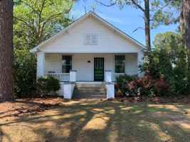 featured image of 110 N Hilliard St