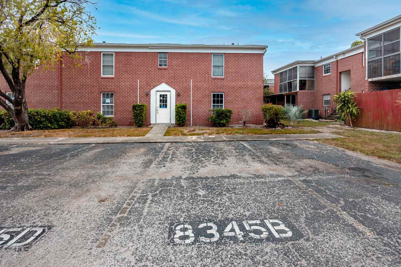 8345 13th St N #8345B - Photo 5 of 49