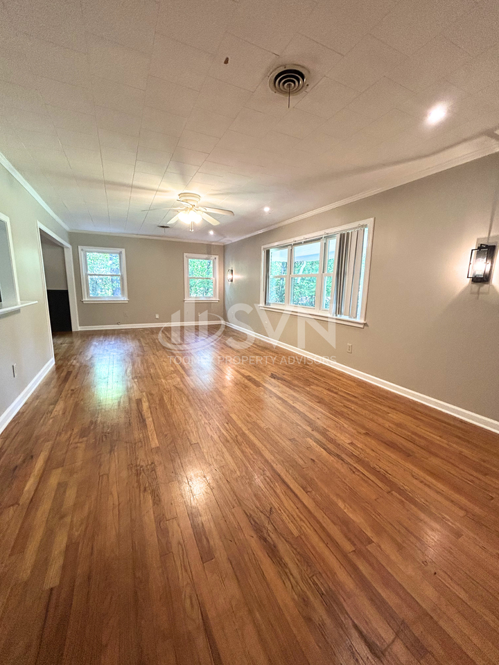 2913 Riverside DriveUnit A - Photo 5 of 16