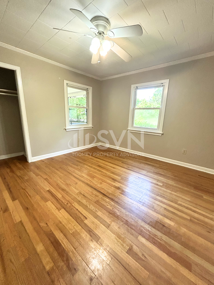 2913 Riverside DriveUnit A - Photo 6 of 16