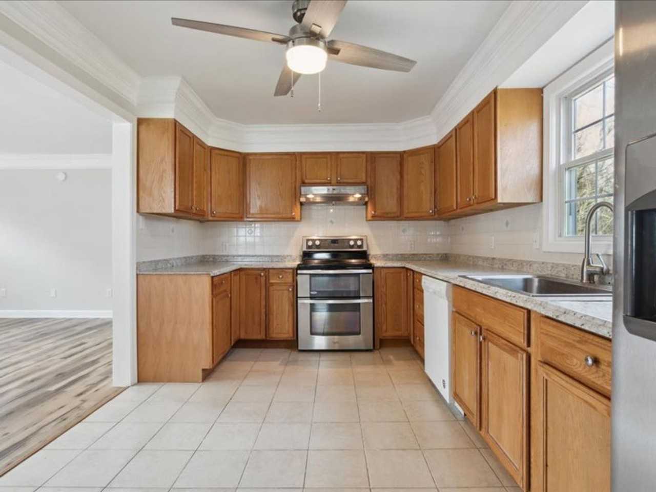 108 Tazewell Rd - Photo 6 of 23