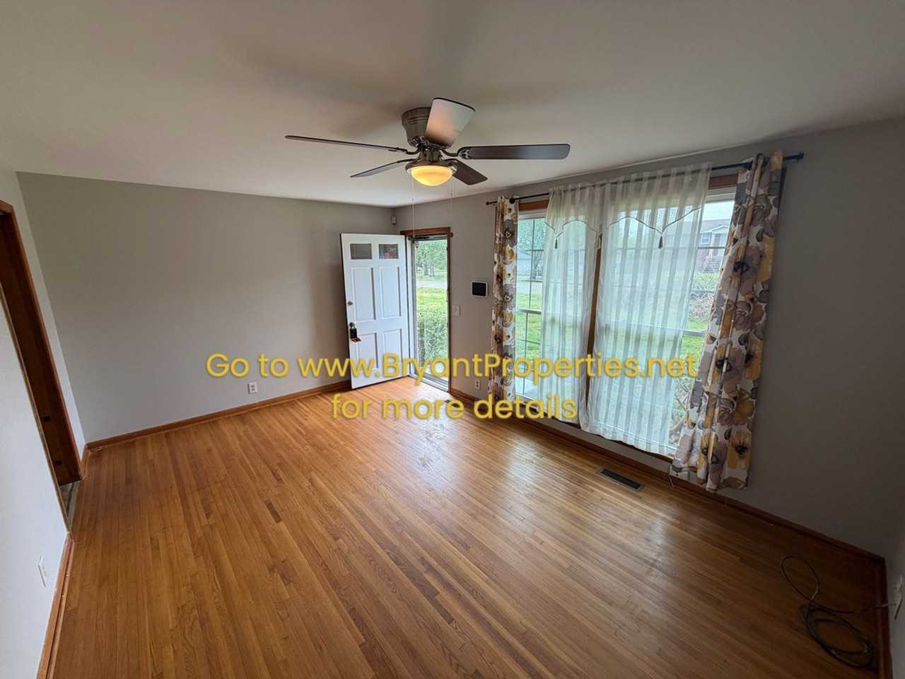 8404 Terry Ln - Photo 3 of 19