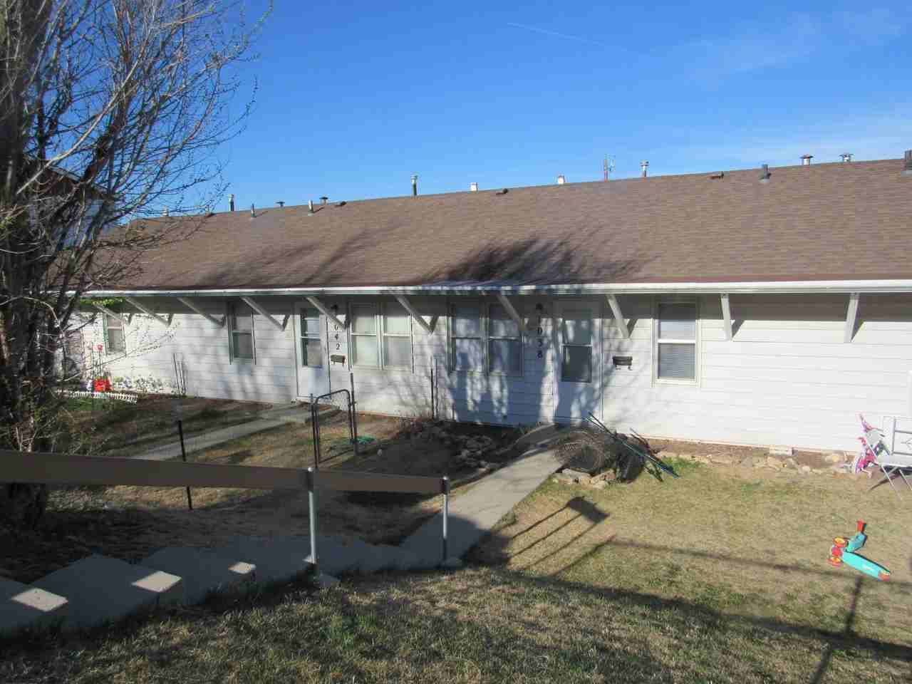 1038 S Nebraska Ave - Photo 2 of 13