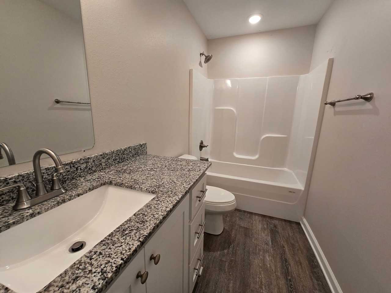 1221 Cherry Ln - Photo 5 of 11