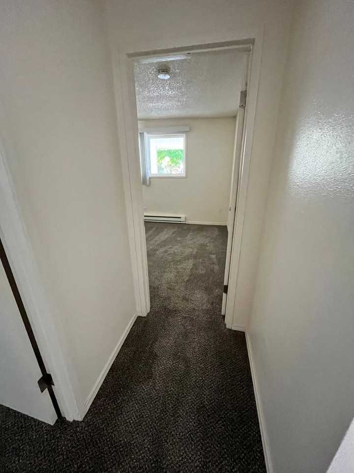 #366 TRACY COURT - Photo 7 of 12