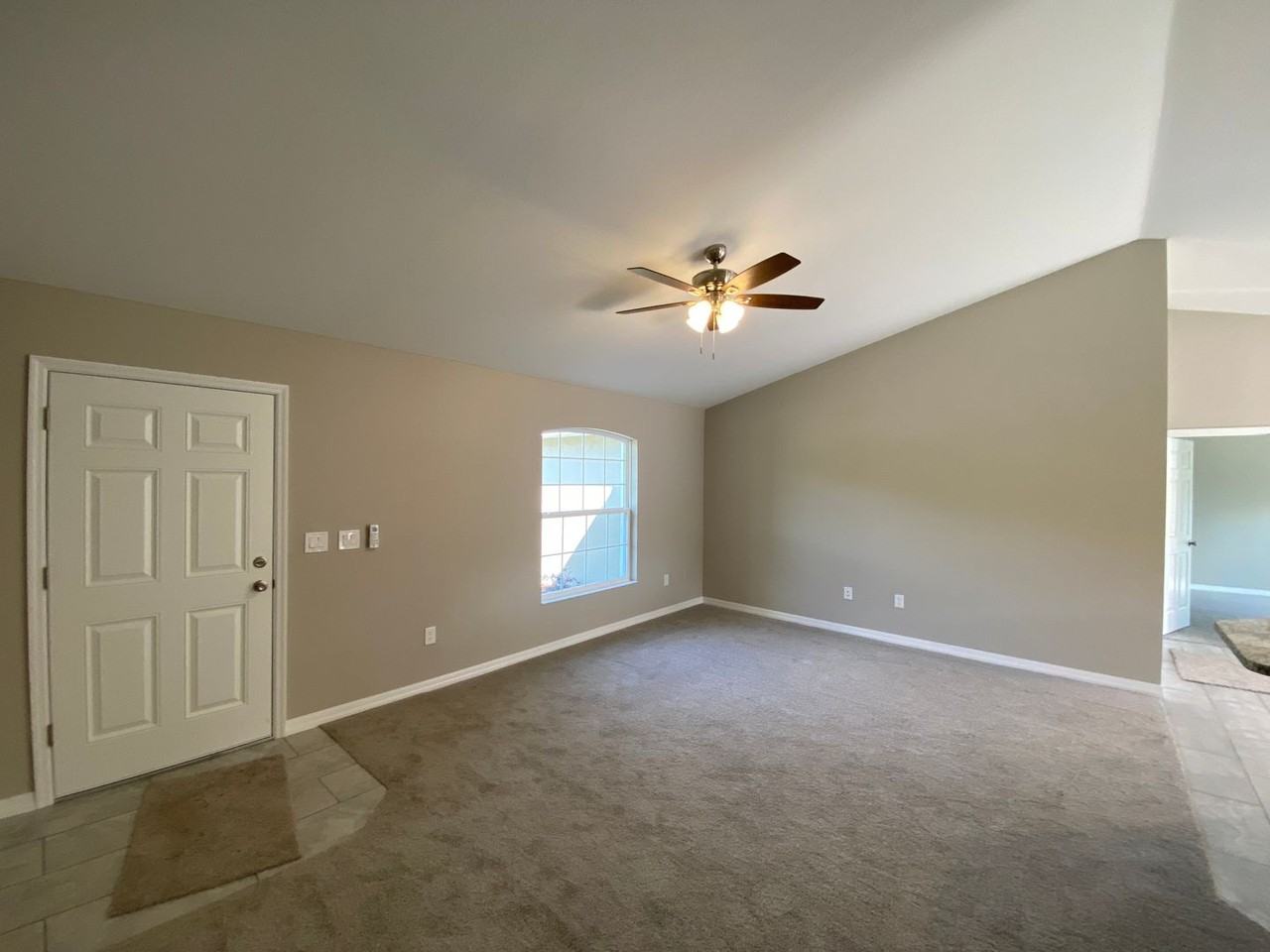 9649 Bahia Rd - Photo 4 of 29