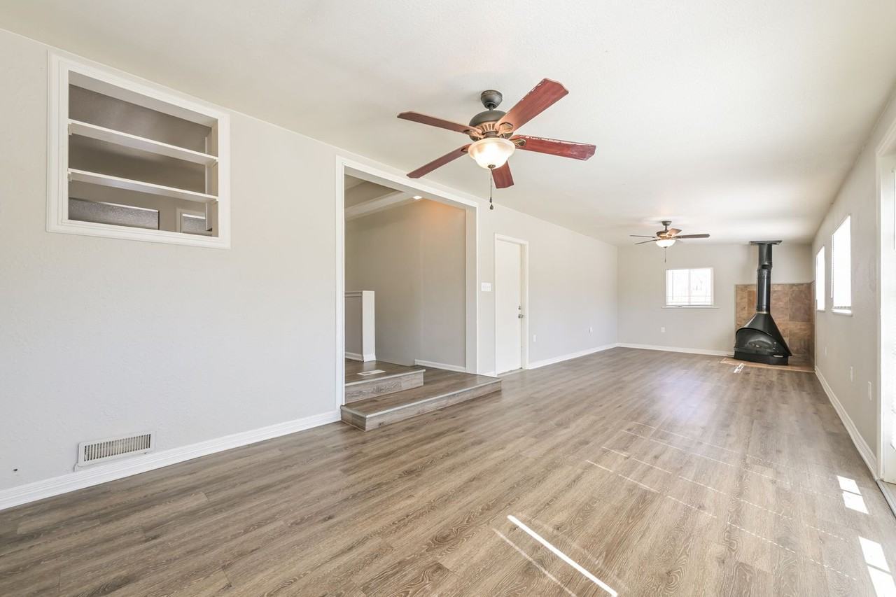 15876 E Cornell Pl - Photo 3 of 37