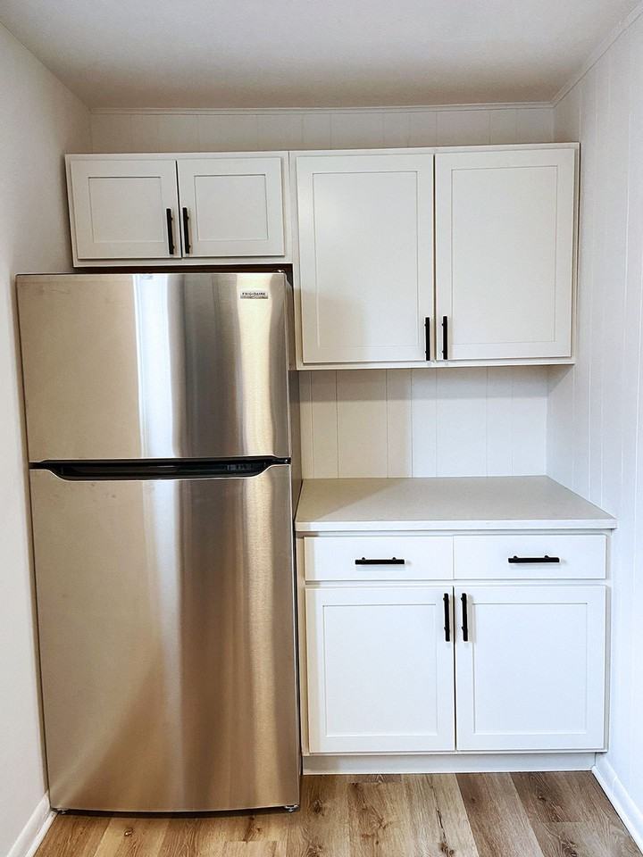 12955 Larchmere Boulevard - Photo 4 of 5