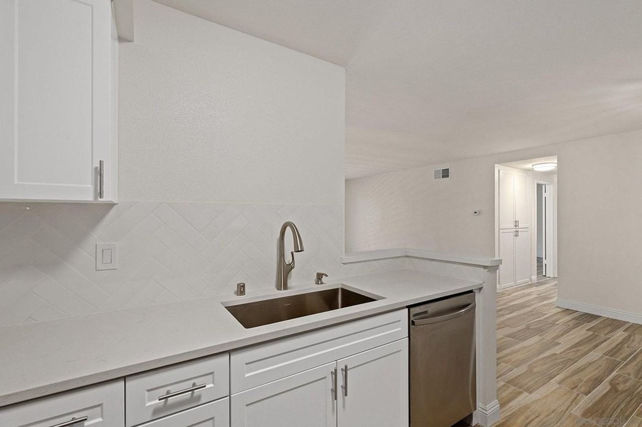 12291 Carmel Vista Rd ##111 - Photo 5 of 26