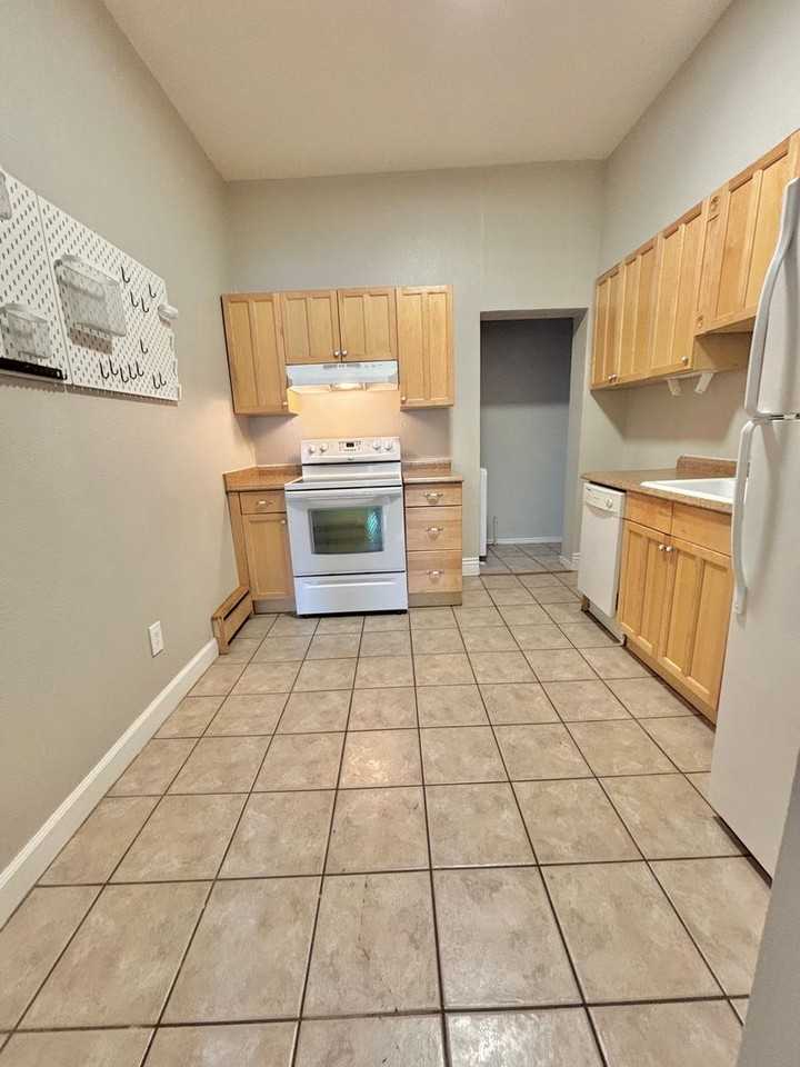 3127 W 28th Ave #7 - Photo 7 of 19