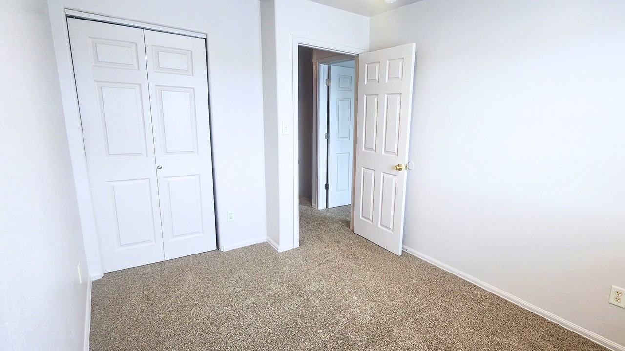 2835 Morningside Ct - Photo 7 of 8