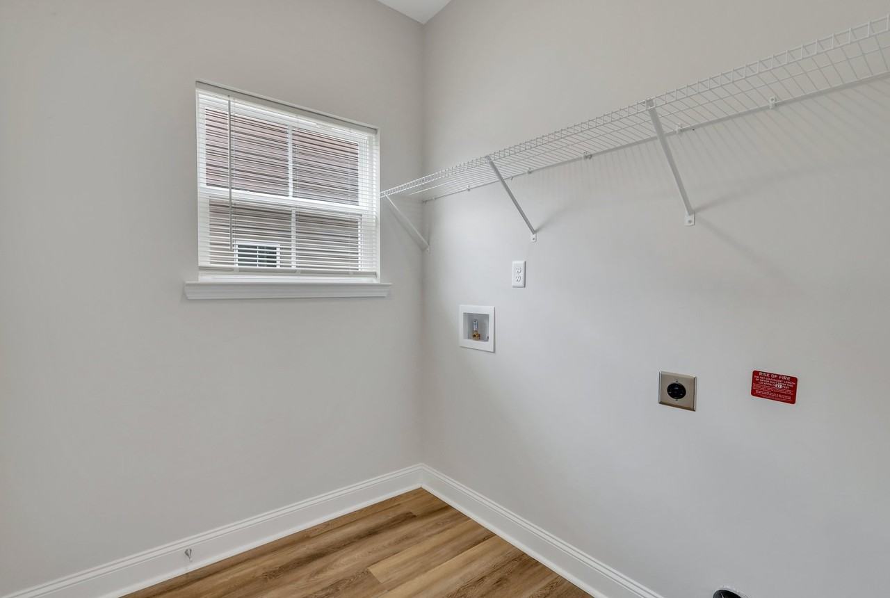 120 Ironwood Dr #1 - Photo 5 of 29