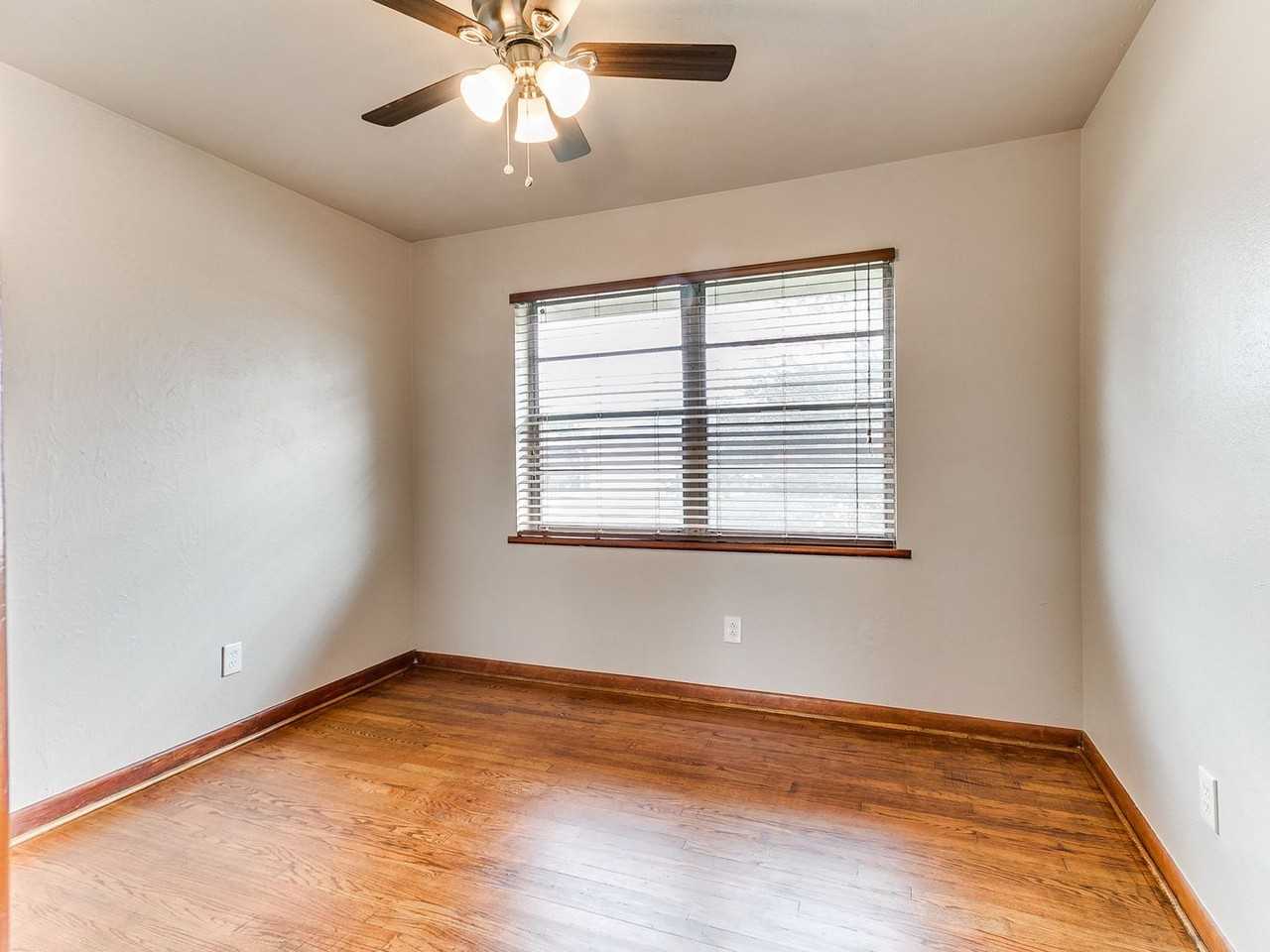 721 E Bouse Dr - Photo 6 of 39