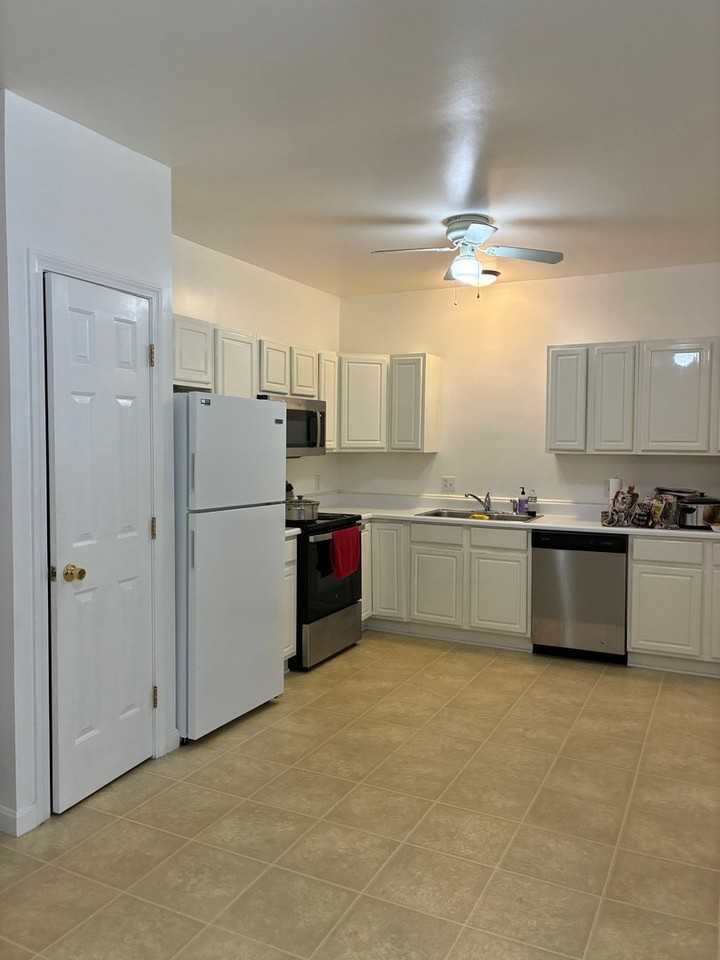 11 Taftville Occum Rd - Photo 2 of 14