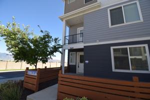 featured image of 3644 W Evening Sky Ln