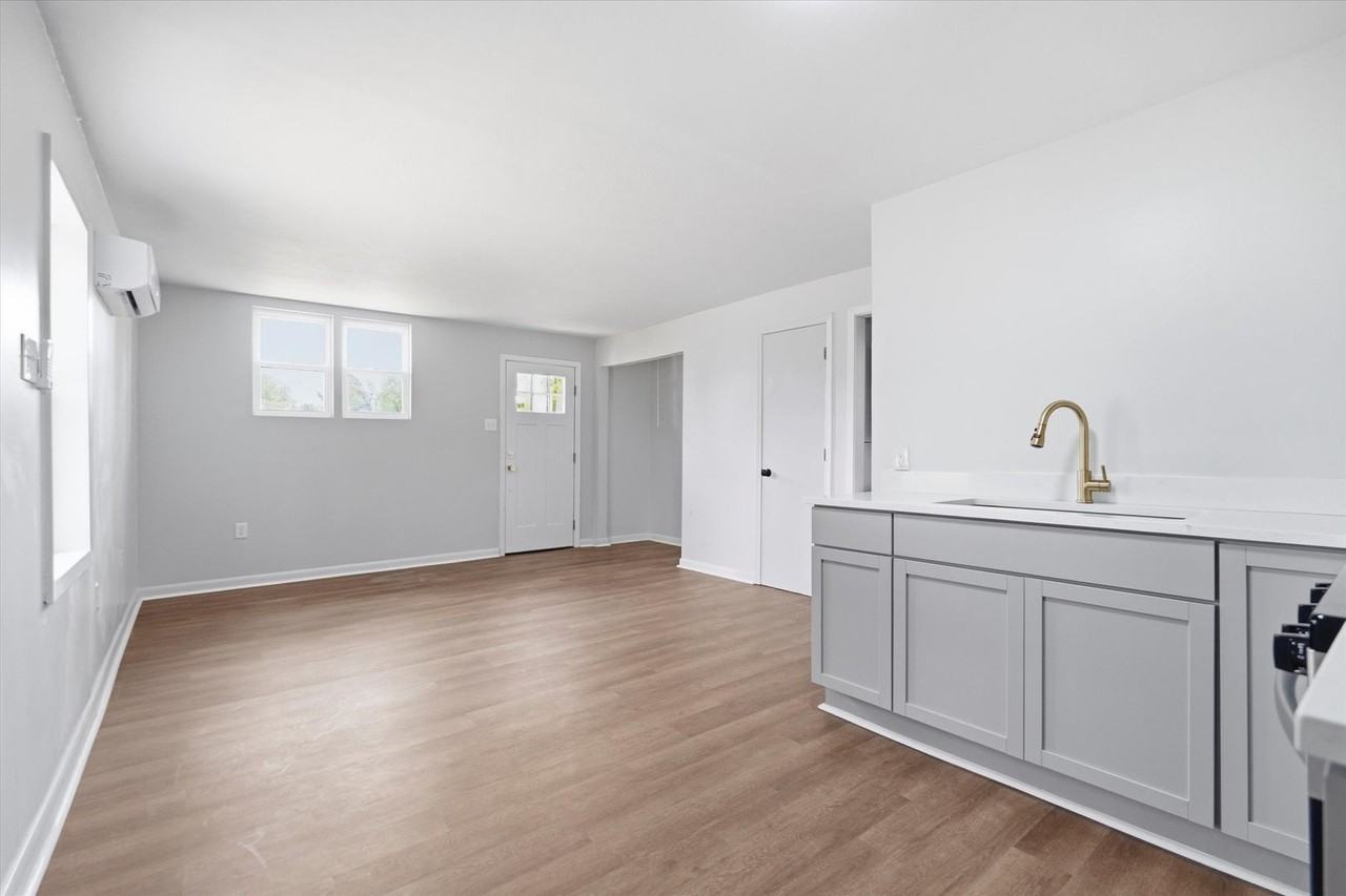 924 Huntington - Photo 2 of 18
