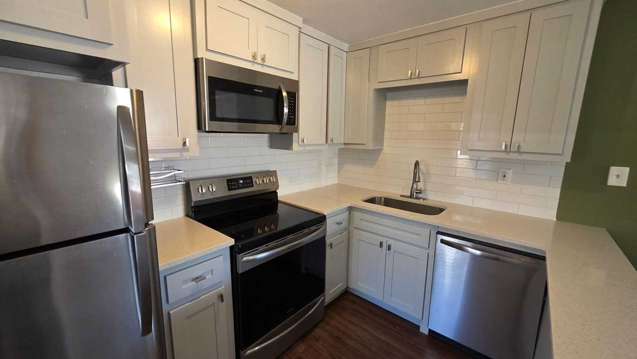 2816 N Walker Ave Lowr West - Photo 6 of 10