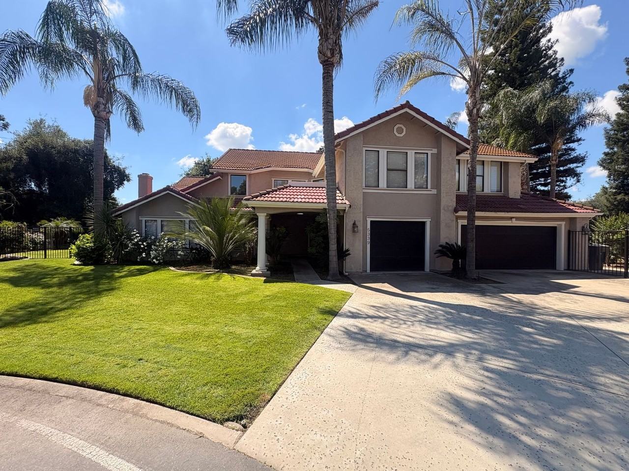 5339 W Sweet Ct - Photo 2 of 11