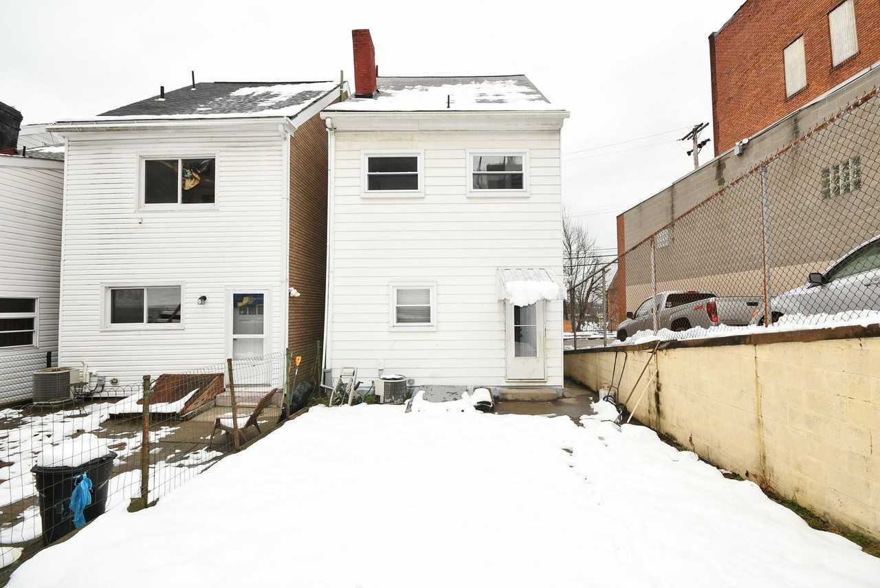 2528 Mission St - Photo 6 of 25