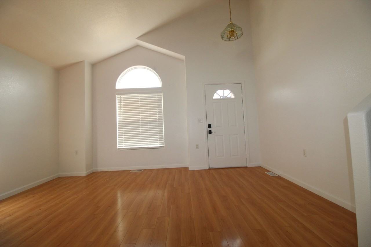 4949 W 2nd Street Rd - Photo 2 of 34