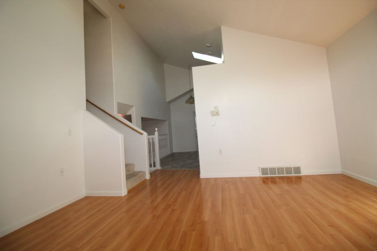 4949 W 2nd Street Rd - Photo 3 of 34