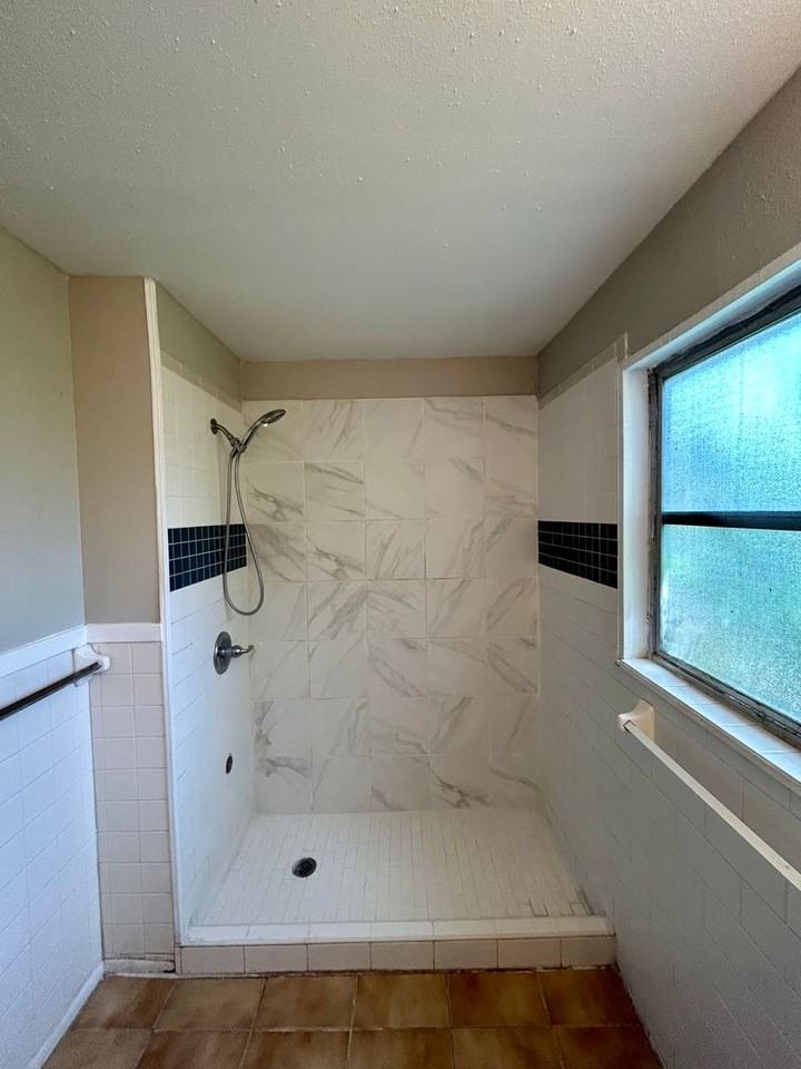 444 E Tillman Ave #5 - Photo 7 of 10